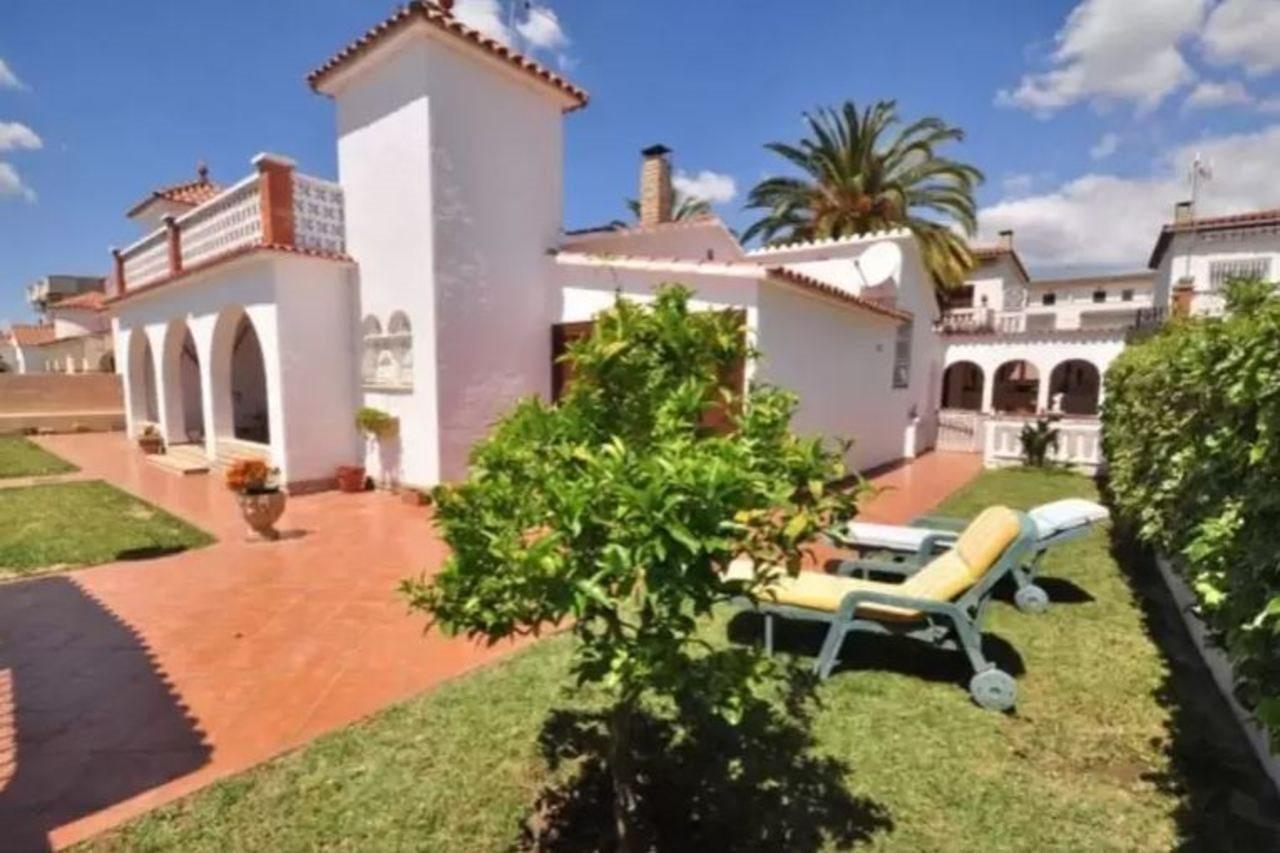 Villa Tranquila Para 8 Personas En Cambrils Bagian luar foto