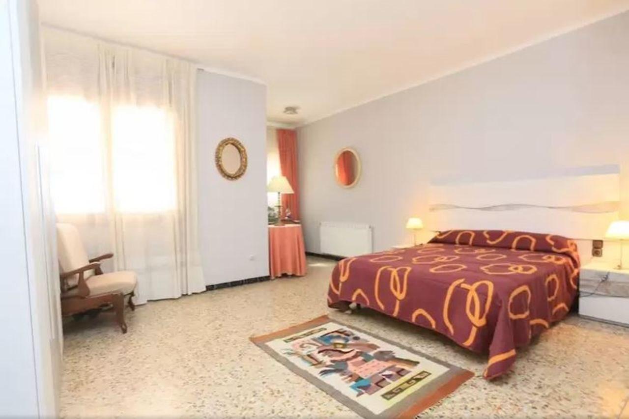 Villa Tranquila Para 8 Personas En Cambrils Bagian luar foto